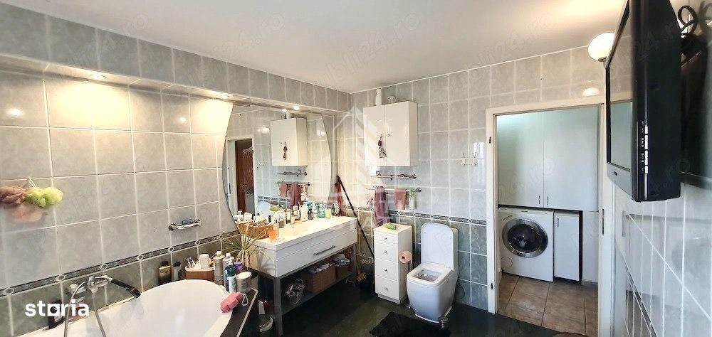 Apartament 3 camere de vanzare, garaj, zona Girocului, Timisoara