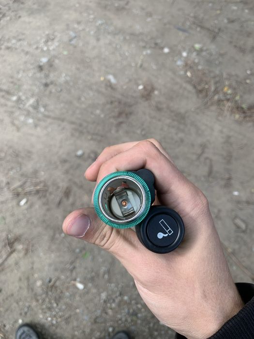 Прикуриватель в машину