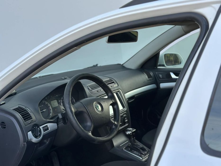 Skoda Octavia 1.9-Tdi 105 Cai/An 2008 Automat DSG