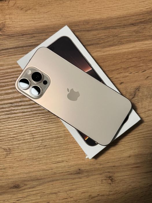 Vând iPhone 16 Pro Max-Capacitate 92%