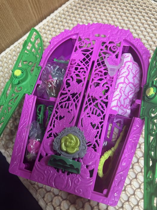 Продам куклу  монстр хай!