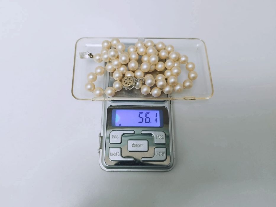 Vechi colier lant perle sticla cu o inchizatoare deosebita, copii