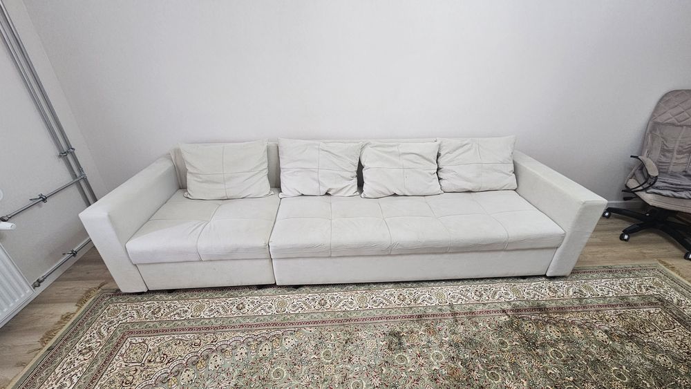 Продам диван 300х90