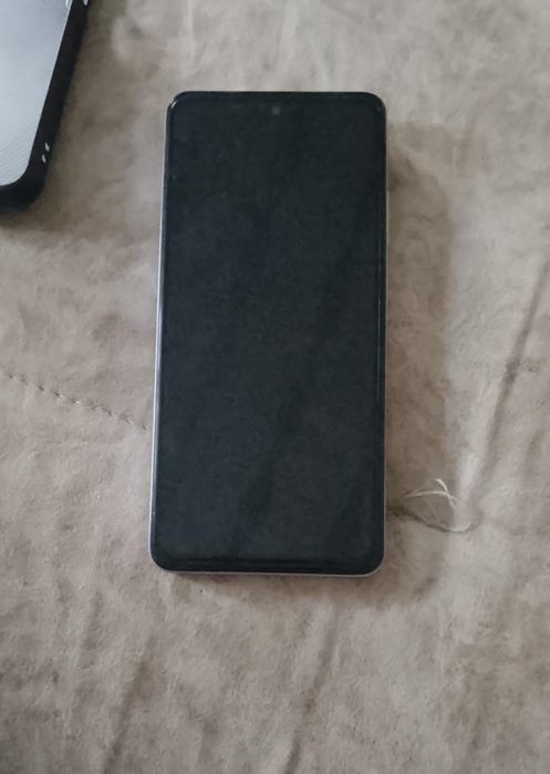 Продам телефон опо oppo A5i