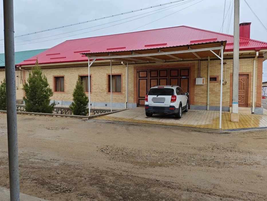 Uy sotiladi, yangi remont