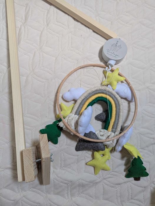 Хендмейд Въртележка за дървена бебешка кошара