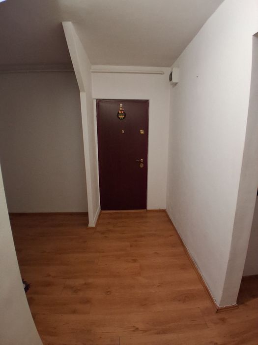 PF,apartament 3 camere decomandate,etaj intermediar(2/3),garaj,Baciu