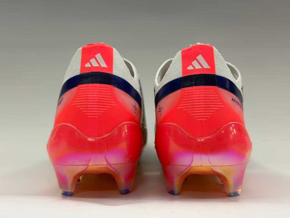 Ghete Fotbal F50 Hyperfast Elite Laceless FG Chaos vs Control