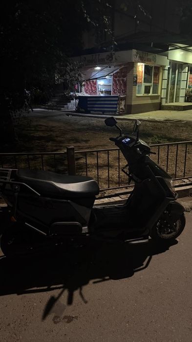 Электро скутер Sevenmoto