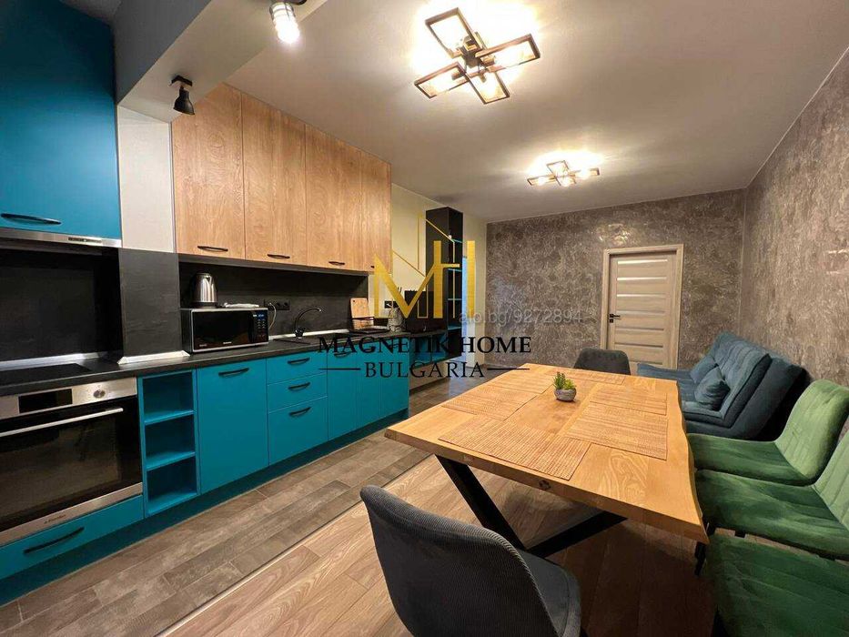 Чисто нов тристаен апартамент на метри от морската градина в ж.к Лазур