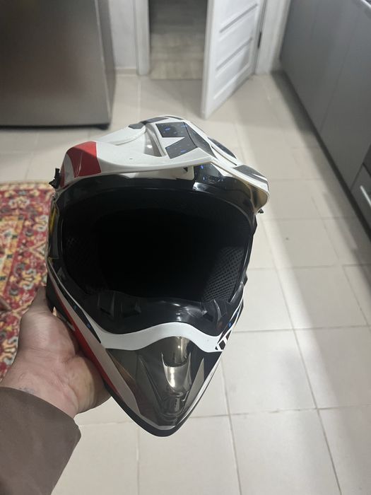 Продам мотоэкипировку