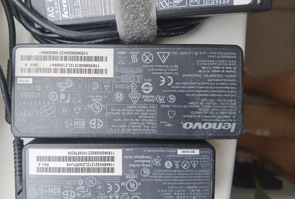 Alimentatoare Acer , Dell, HP, Lenovo, Toshiba de 18,5V,19V,19,5V