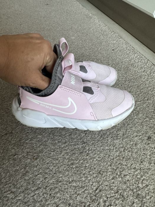 Детски маратонки Nike 29,5 и Skechers 28