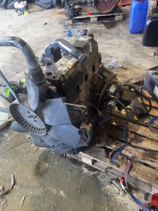Motor yanmar komatsu  vola wa 90 95 si alte utilaje