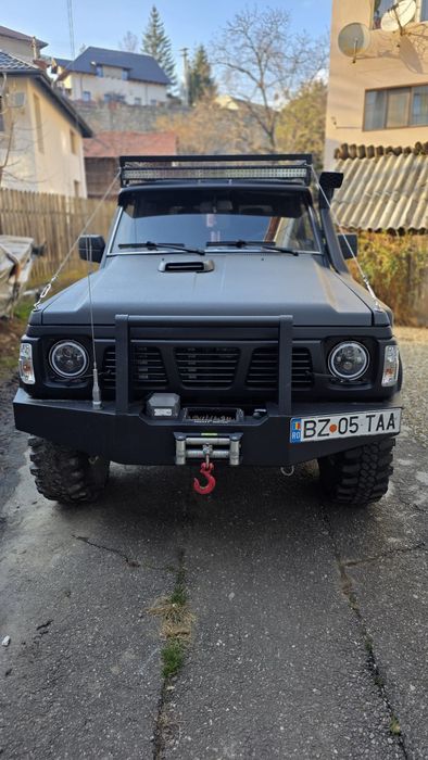 Vând Nissan Patrol Y60
