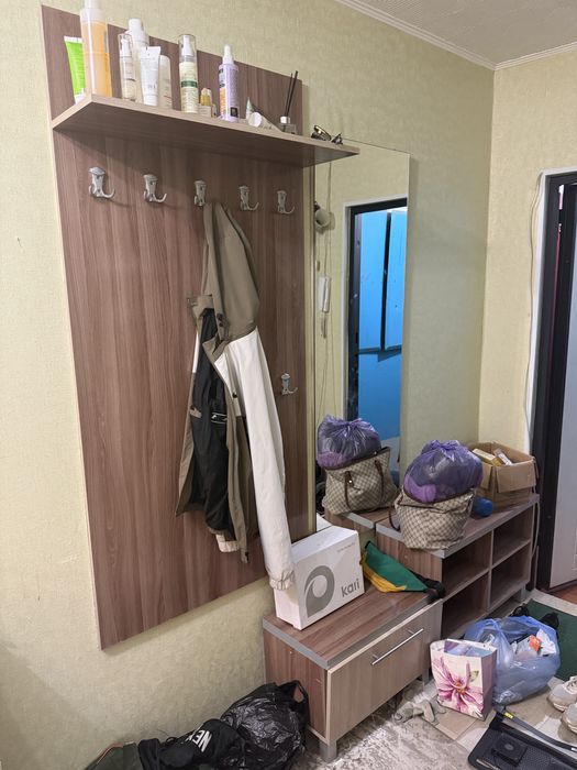 Продам прихожую