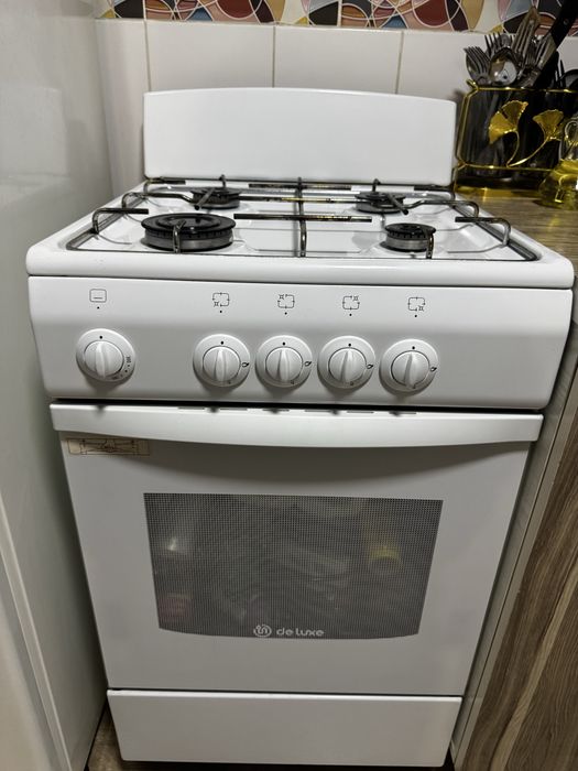 Соочно ! Газ плита от Deluxe за 50000 тг