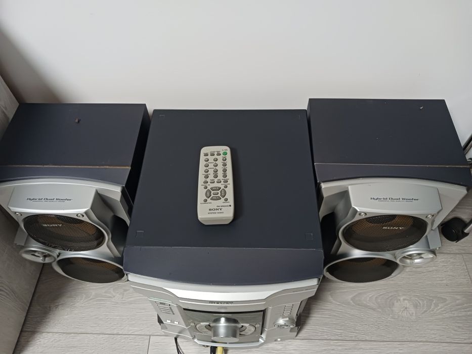 Combina muzicala sony RG-220