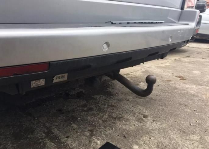 Carlig remorcare cu instalatie electrica Range Rover Vogue L322 piese