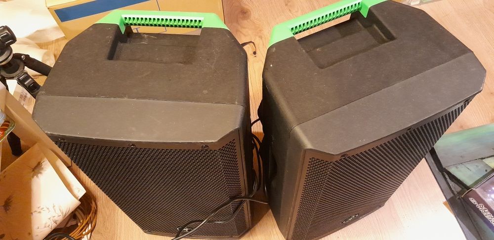 Boxe Active MACKIE THRASH 212