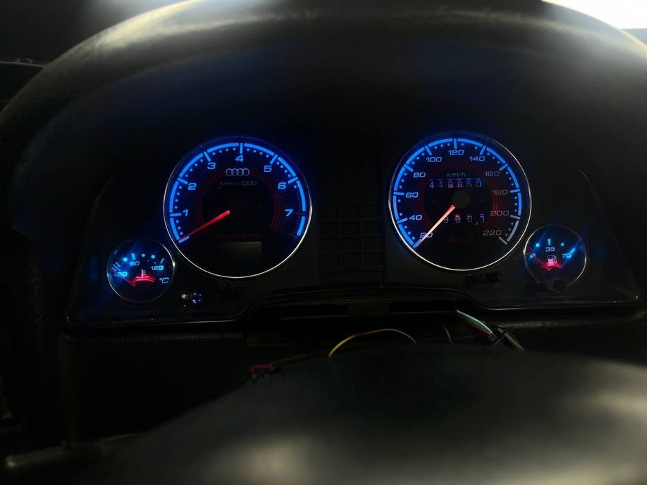 щиток ауди 80/100