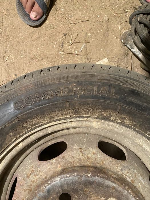 Продам покрышки с диском 185/75/16