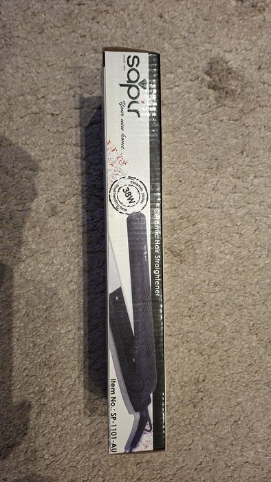 Електрическа четка за коса Braun  и  2 преси за коса SAPIR