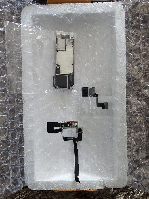 Placa de baza iphone 16 pro codata