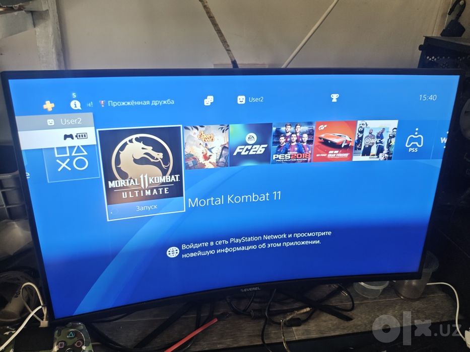 PlayStation 4 slim 500 gb
