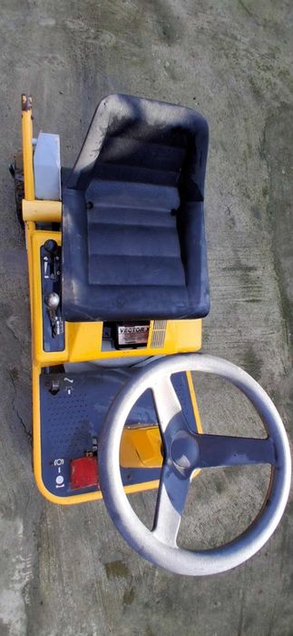 Tractoras de iarba