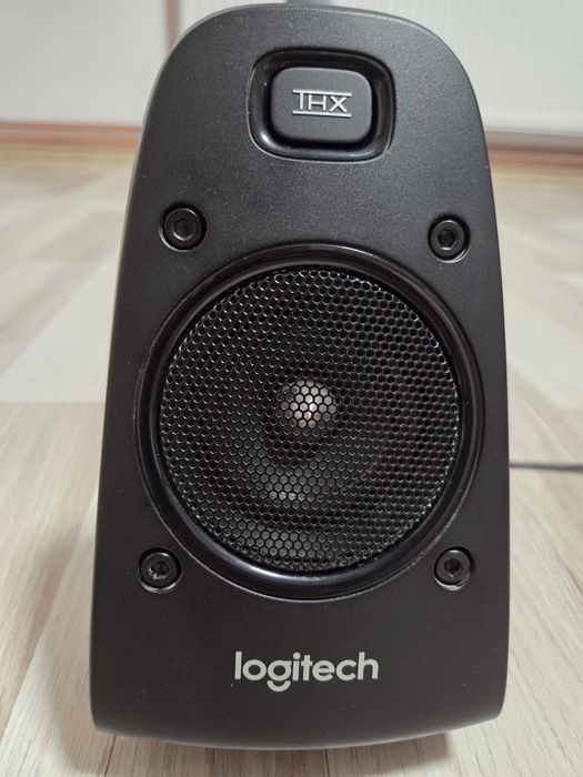 Satelit Logitech z623