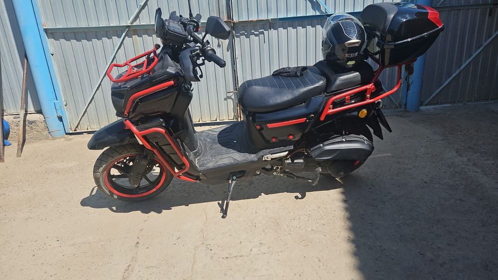 Скутер Tank Pro 2025