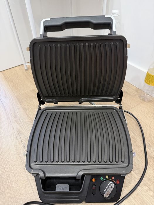 Продается Грильница Tefal