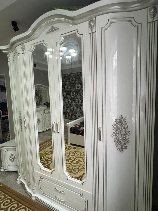 Продам спальный гарнитур 275.000тг