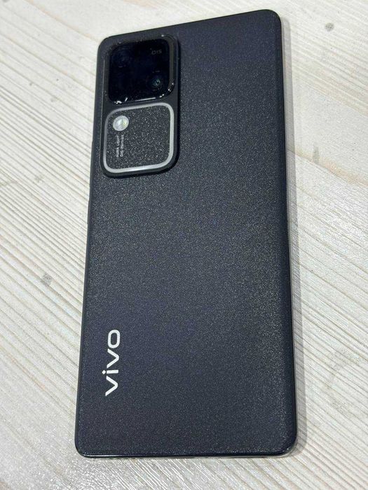 Vivo V30  256гб (г Шымкент Спортивный 6 ) лот 845726
