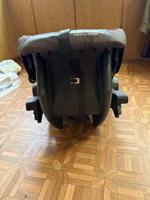 Новое Детское кресло Carello