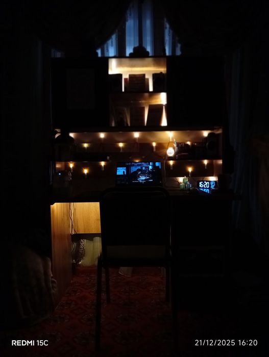 Dars stoli tayyor holatda