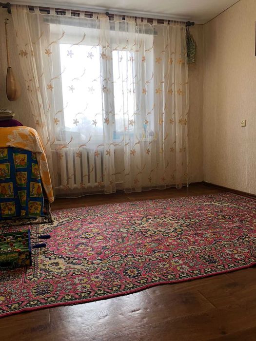 Продаётся 2-ком. квартира в 4 микрорайоне