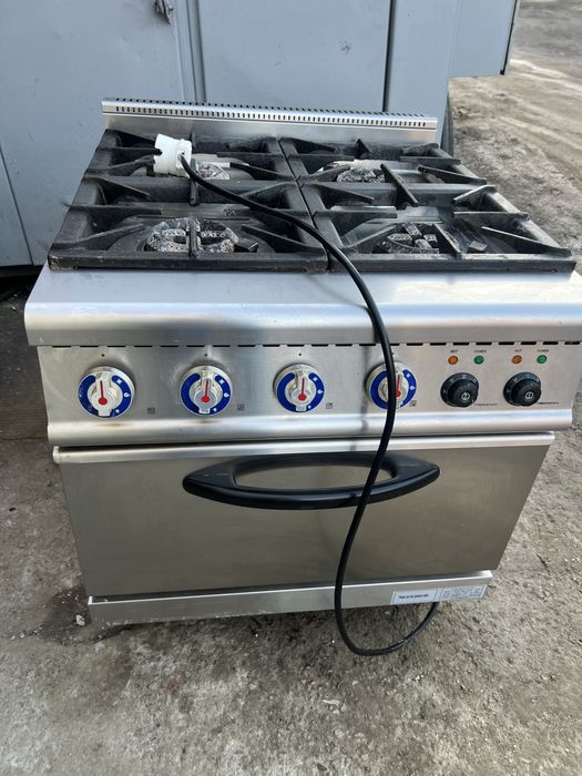 Плита с духовкой для кафе