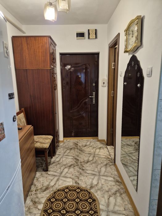 Inchiriez apartament cu o camera