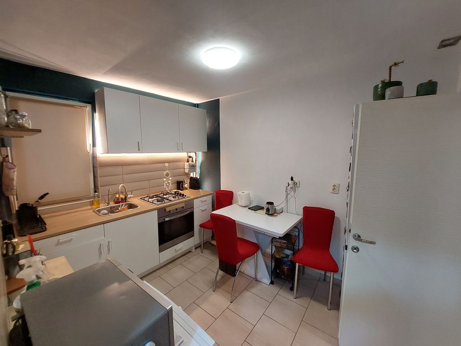 Vând apartament 2 camere