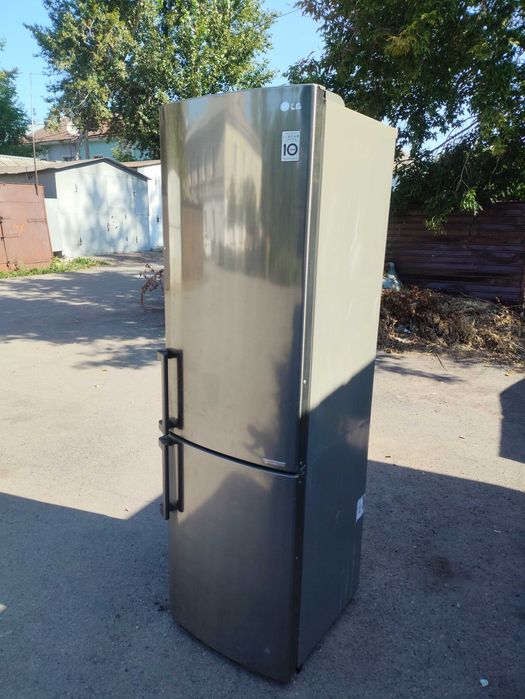 Продам холодильник LG NoFrost