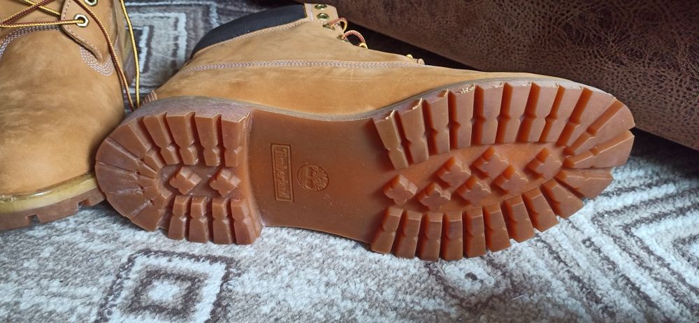 Продам ботинки Timberland ( великаны )