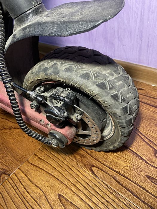 Продам электросамокат Kugoo G-Booste