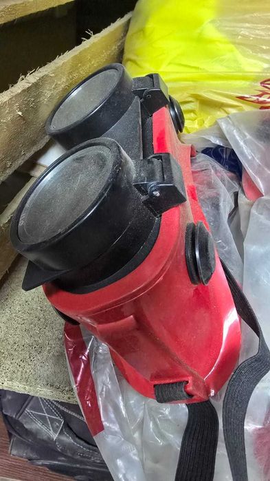 Продам новые очки для сварки