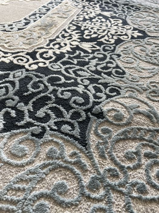 Ковер в гастинную