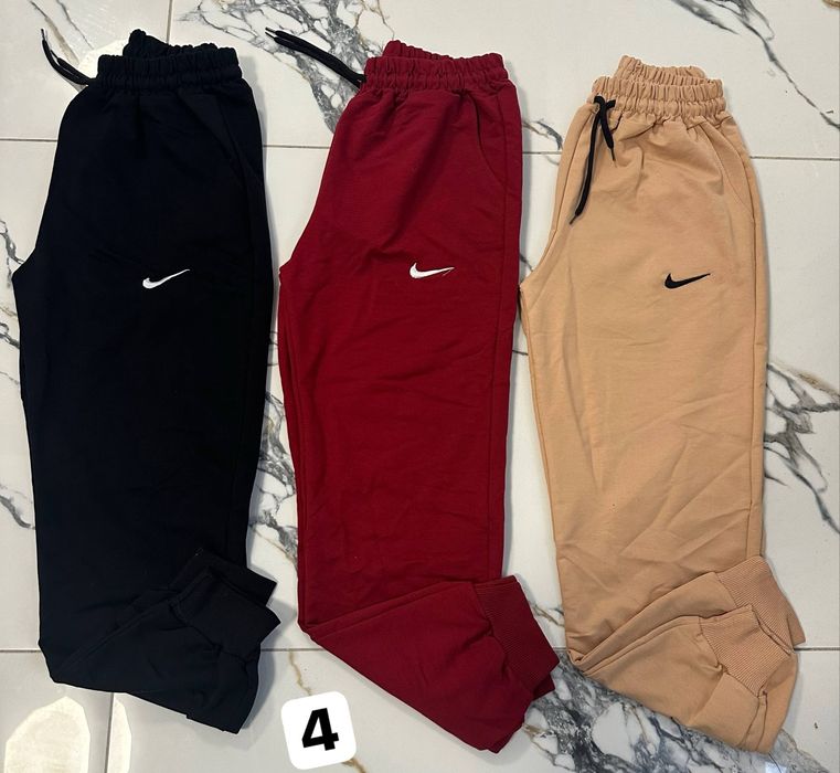 Set trei perechi pantaloni