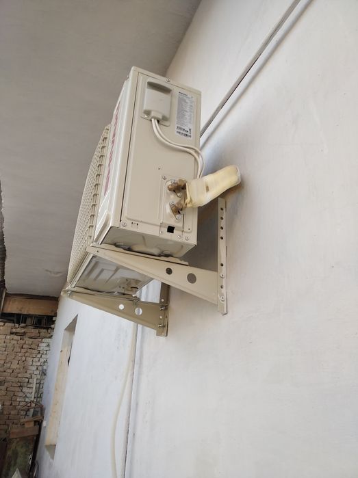 Kandisioner sotiladi 12talik