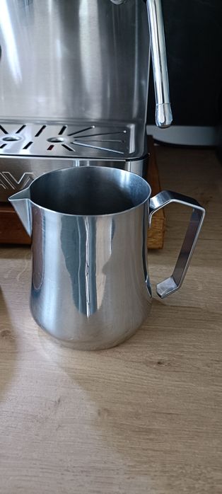 Latiere spumare lapte (barista/latte art)