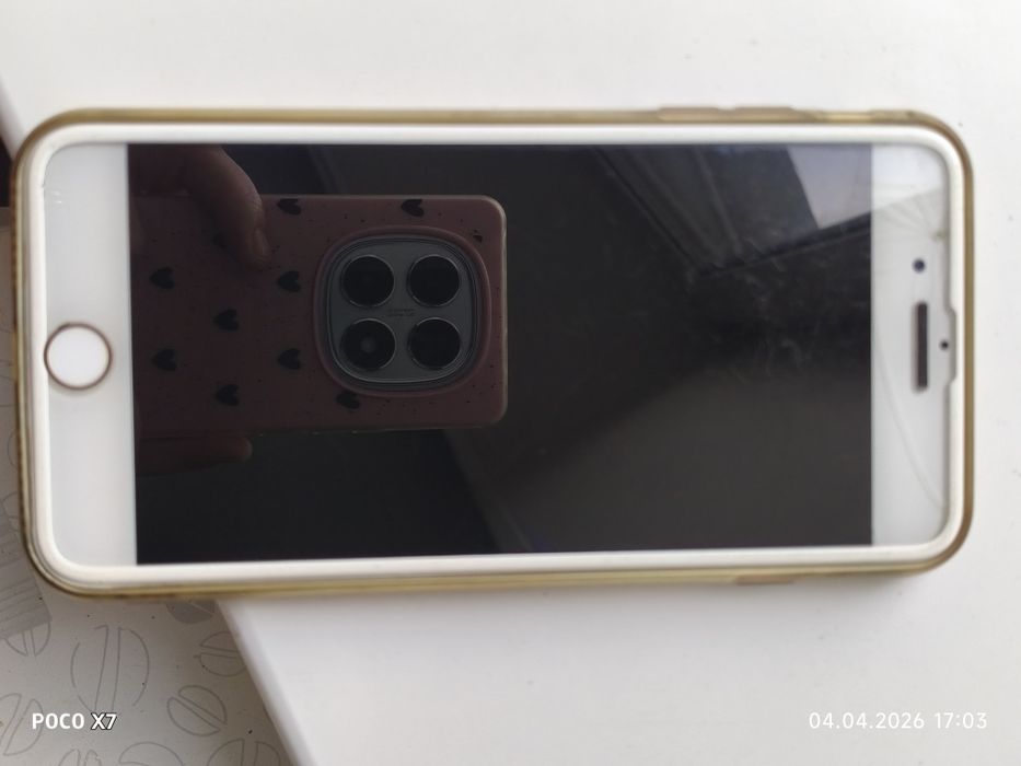 Продам Айфон 7 плюс